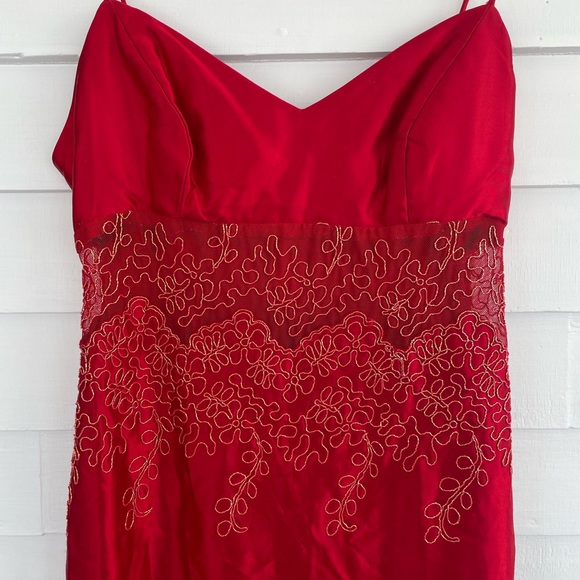 GORGEOUS vintage satin dress - Picture 2 of 3